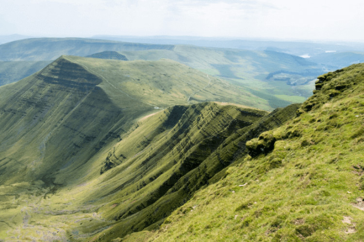 6 Reasons to Visit South Wales This Summer